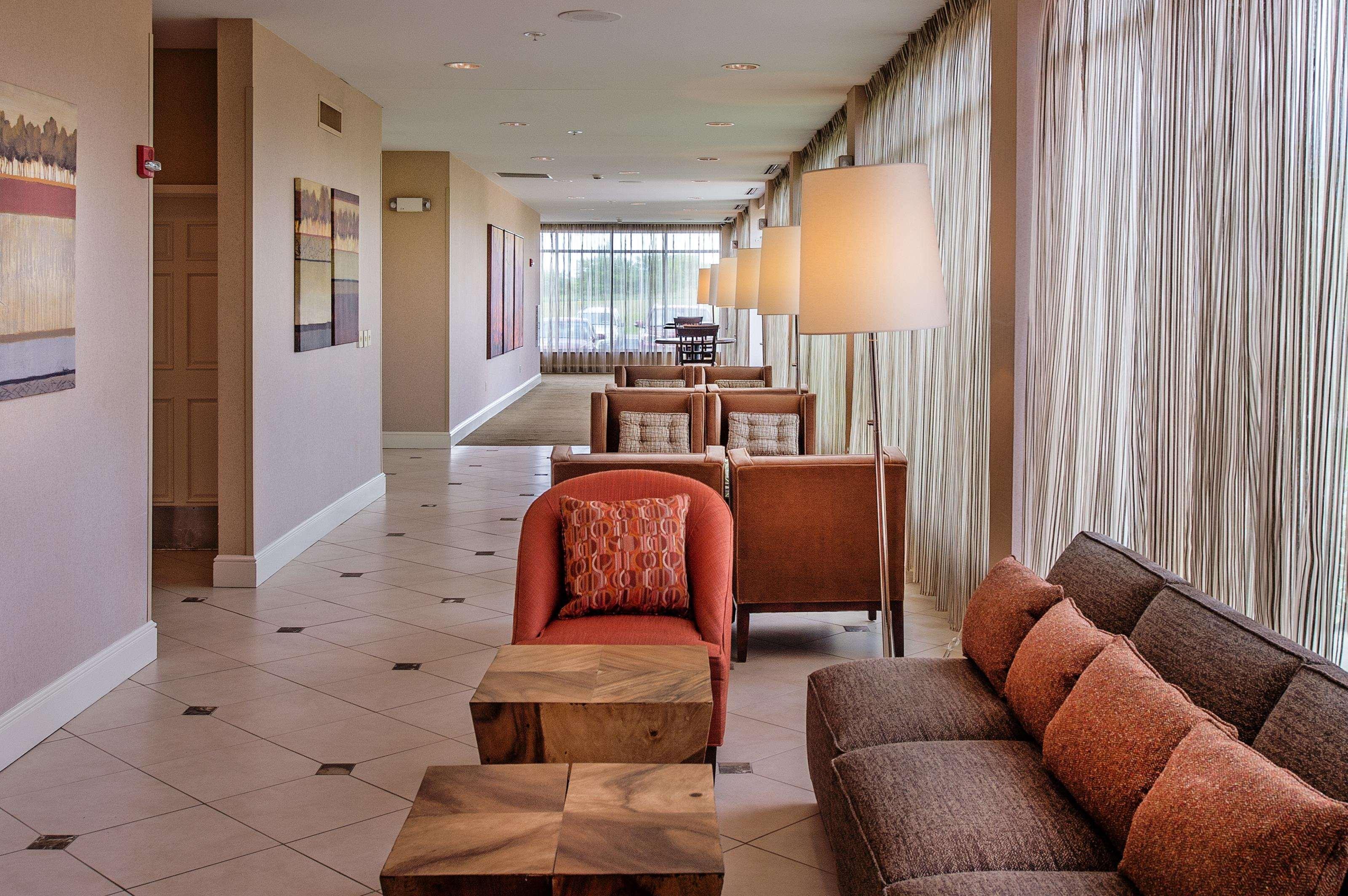 Hilton Garden Inn St. Louis Airport Berkeley Exterior photo