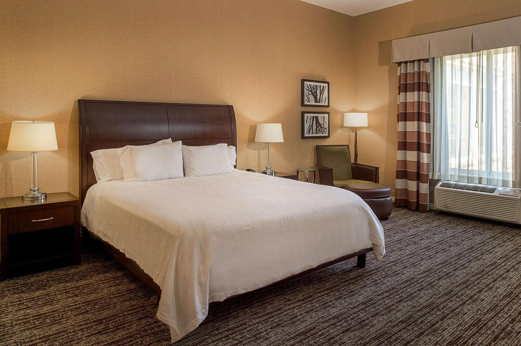 Hilton Garden Inn St. Louis Airport Berkeley Exterior photo